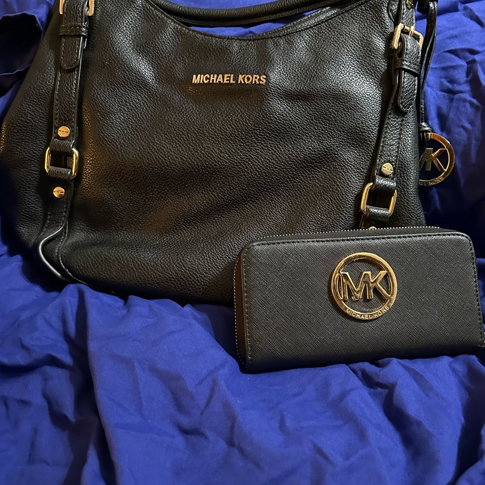 Michael Kors Black Shoulder Bag and Wallet Set